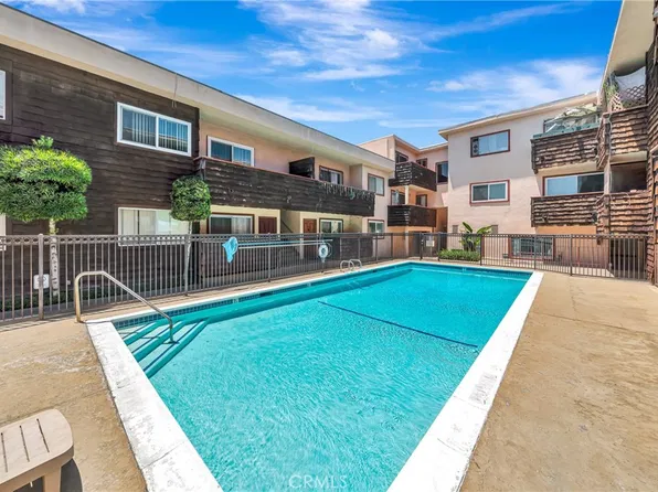 5349 Newcastle Ave APT 56, Encino, CA 91316