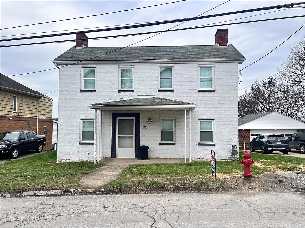 24 N Mill St photo 1