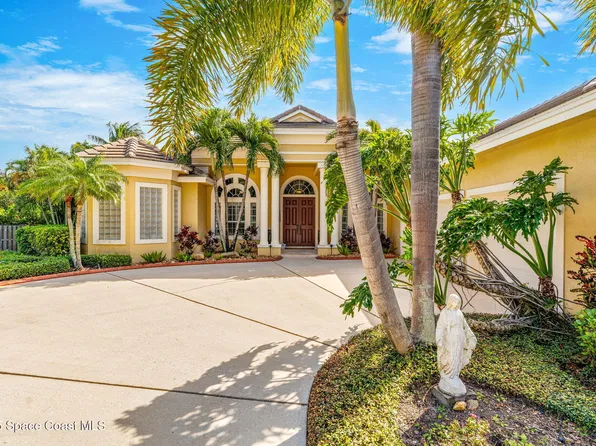 297 Southampton Dr, Indialantic, FL 32903