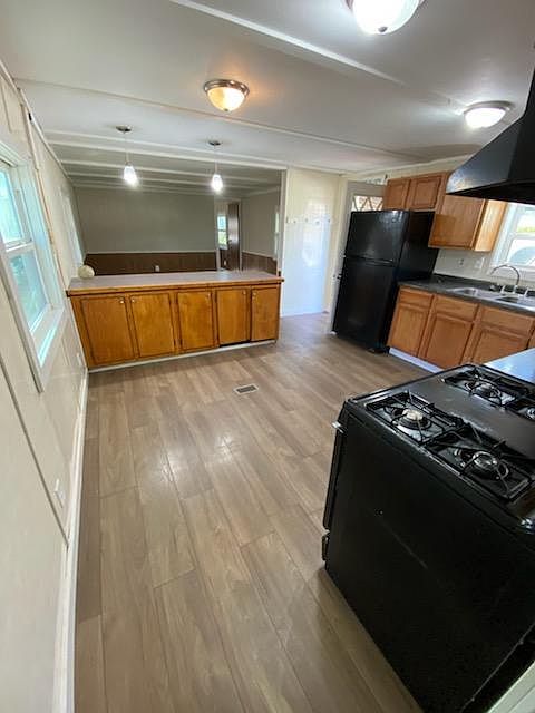 1st image of 602 Cole St Lot 15