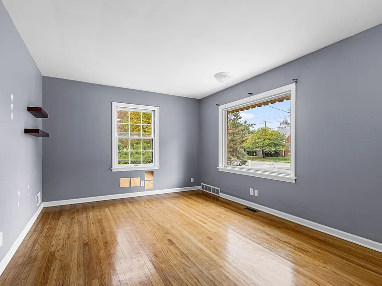 625 Welty Ave — Photo 7