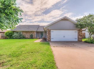 14104 Chickasaw Dr, Edmond, OK 73013