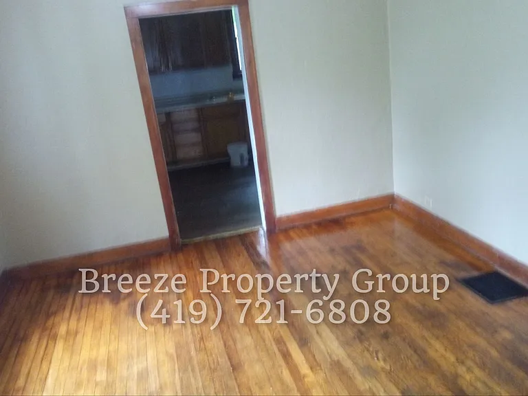 36 E Park St — Photo 5