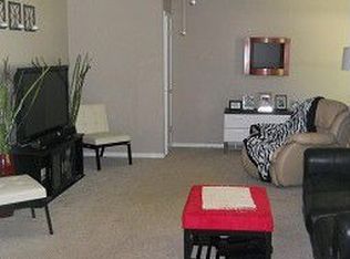 318 E McLane St, Osceola, IA 50213