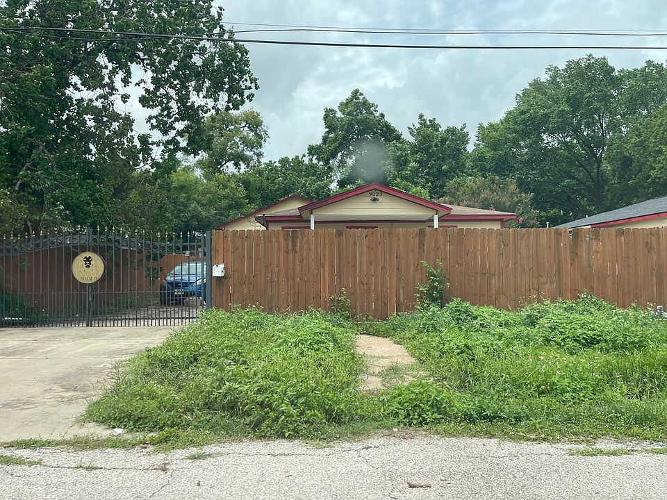 1st image of 9023 Tite St
