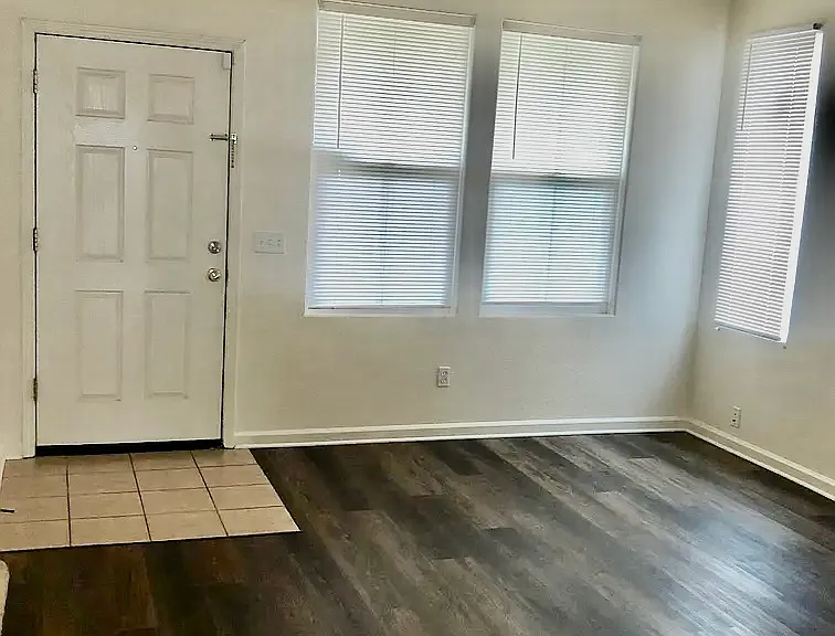 2227 Tahoe Timber Way — Photo 2