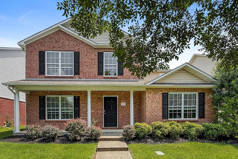 5 bed, 2.5 bath, 2634 sqft, $2,585 — Photo 4