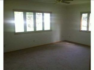 2722 Witmer St, Des Moines, IA 50310