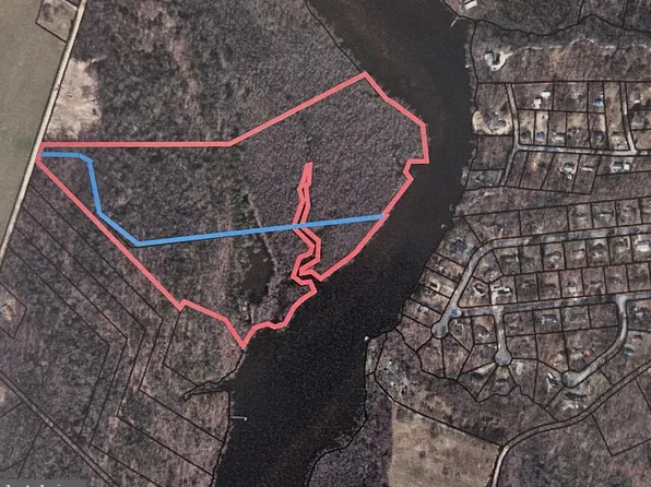 River Rd, Ridgely, MD 21660