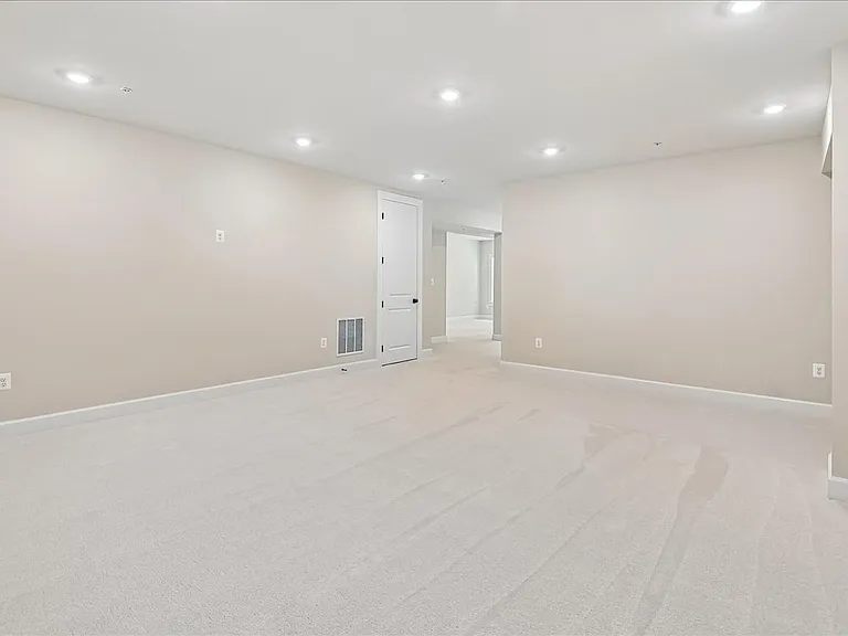 2638 Broadhorn Dr — Photo 40