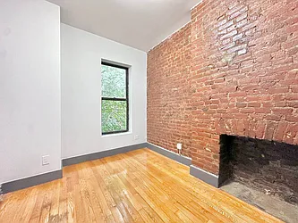 Rented by Doorway NYC, LLC