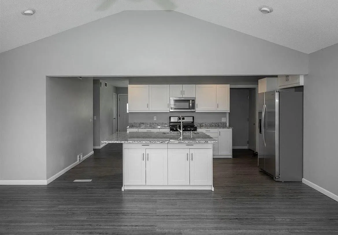 3 bed, 1500 sqft, $1,950 — Photo 3