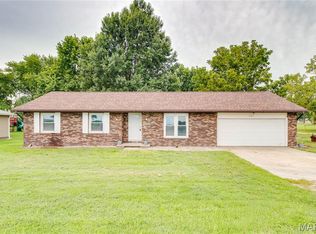 507 Walnut St, Schram City, IL 62049
