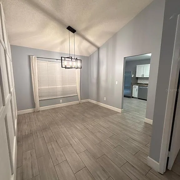 1215 Tuxford Dr — Photo 4
