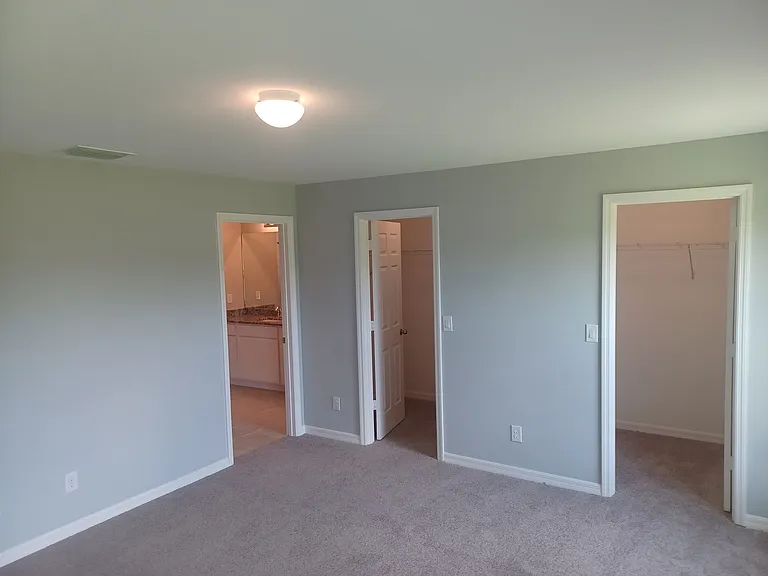 417 SW 26th Ave — Photo 16