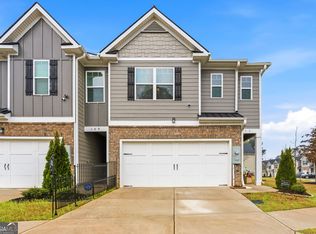 111 Hampton Cir, McDonough, GA