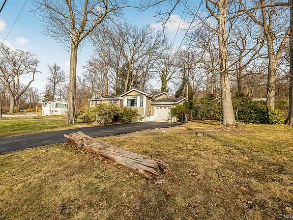 4th image of 55 Glenwood Road