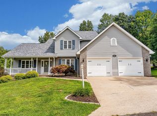 1620 Prince Rd, Morgantown, WV 26508