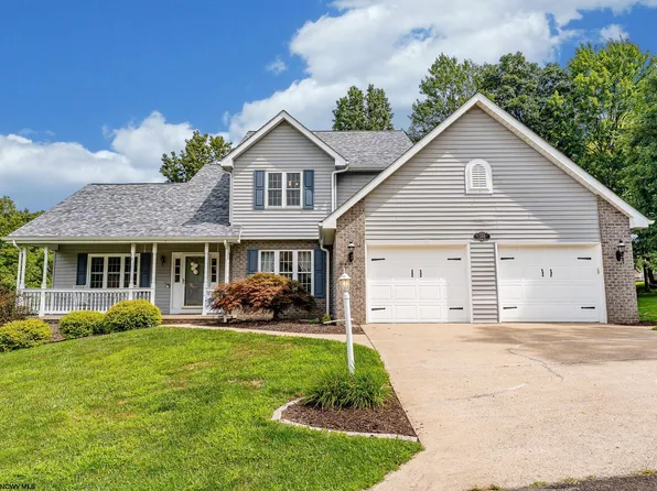 1620 Prince Rd, Morgantown, WV 26508