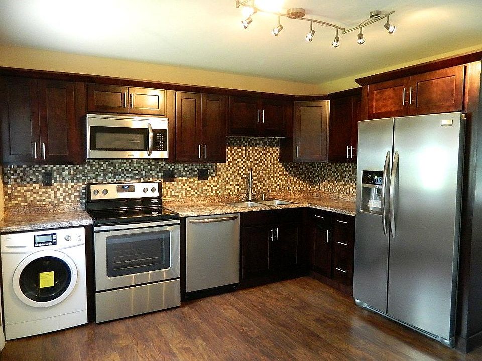 Custom Maple Kitchen