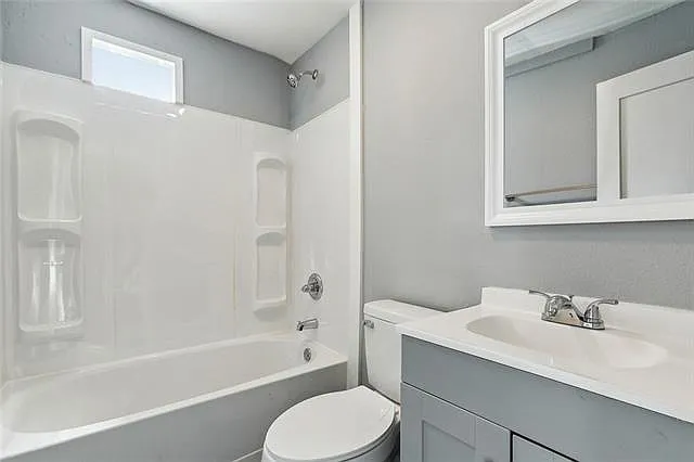 2316 Washington Ave #209 — Photo 8