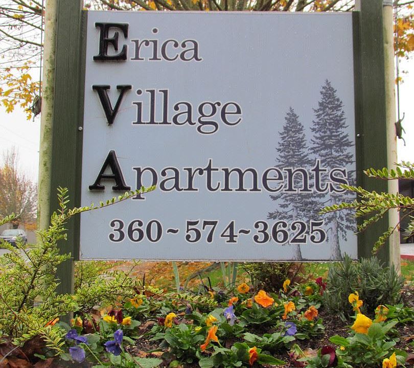 1st image of 1118 NE 105th St APT 36