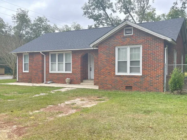 502 W Alapaha St, Fitzgerald, GA 31750