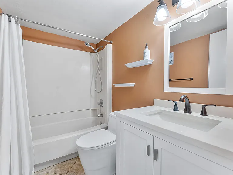 5800 Camino Del Sol #102 — Photo 14