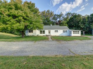 13912 Lincoln Rd, Morrison, IL 61270