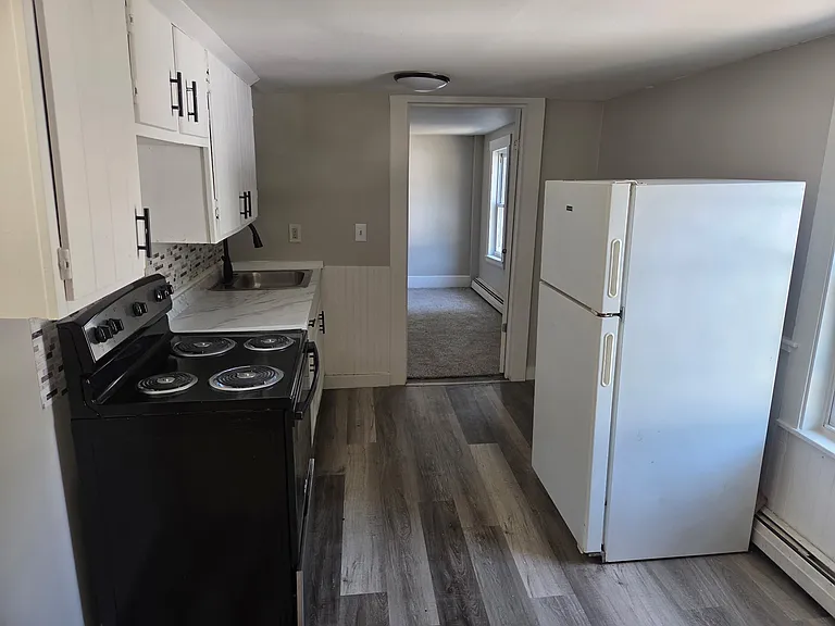 16 Jefferson St #2 — Photo 2