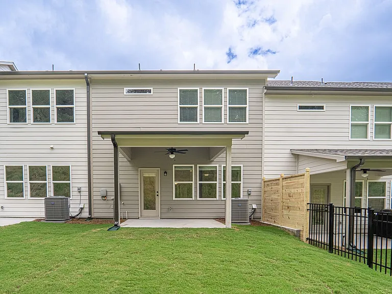 411 Summit View Ln #3 — Photo 7