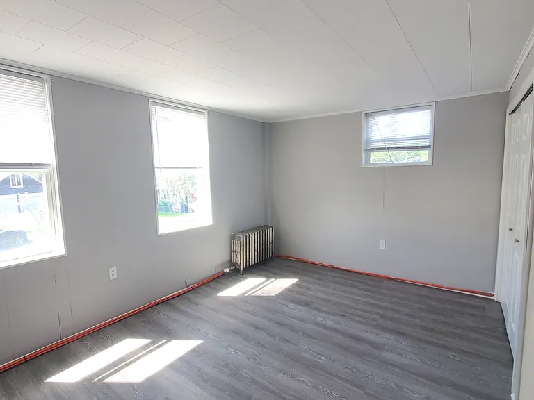 9553 Main St #2 — Photo 5