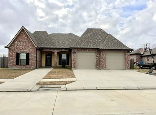 161 Brianna Dr, Houma, LA 70360