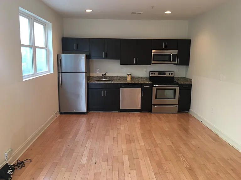 4128 Chester Ave #1R — Photo 12