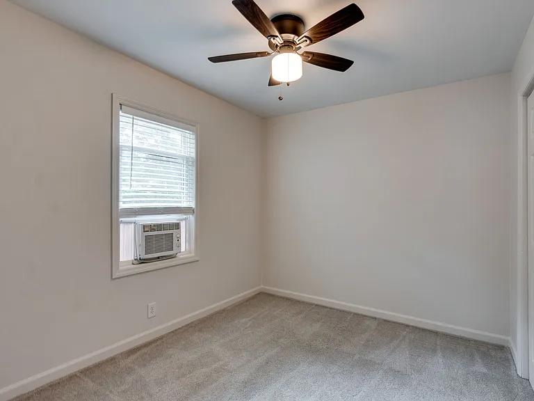 142 Morningside Ln — Photo 16