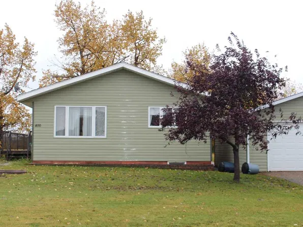 400 S 1st St NE, Manning, AB T0H 2V0