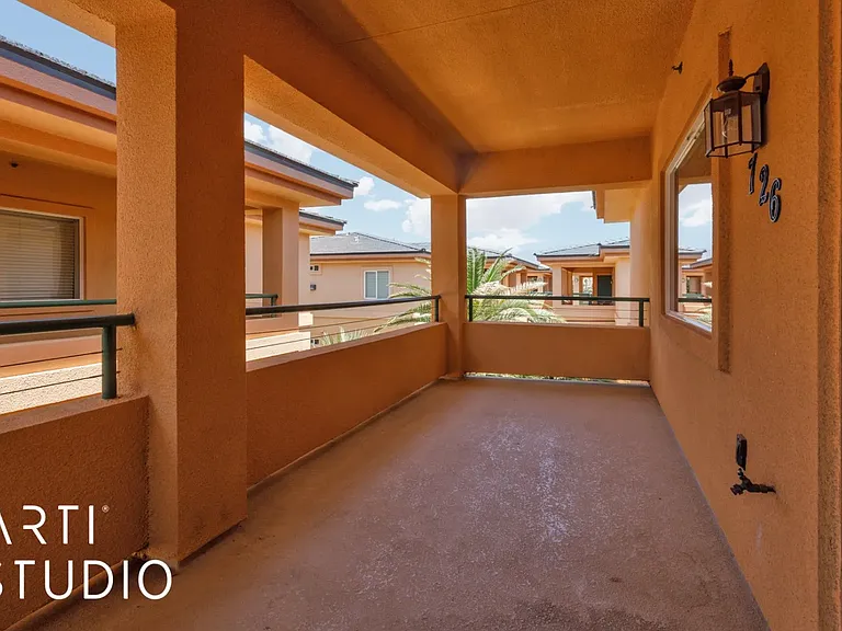 400 Hillside Dr #723 — Photo 4