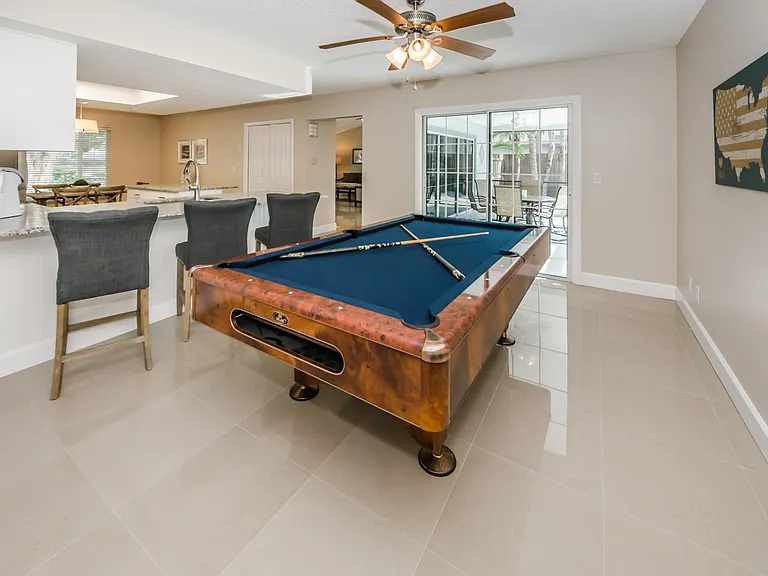 3374 Hyde Park Dr — Photo 10