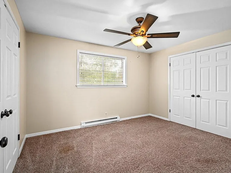 403 E Main St #D — Photo 12