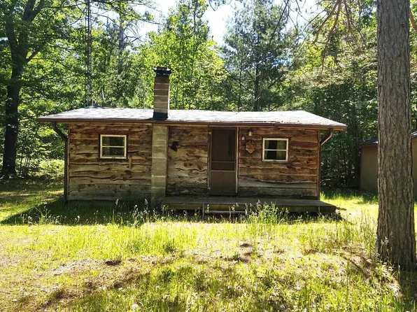 4045 Leaf Rd, Millersburg, MI 49759
