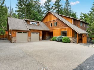 80 E Sunset View Ln, Belfair, WA 98528