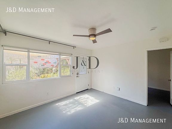 3rd image of 4487 Park Blvd