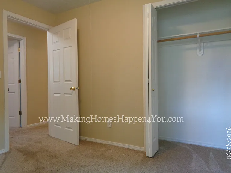 260 SW Oregon Trail Dr — Photo 33