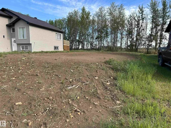 6111 53a Ave, Redwater, AB T0A 2W0
