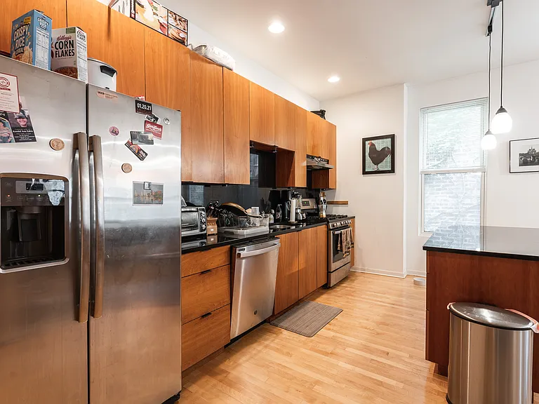 1407 N Wicker Park Ave #1 — Photo 5