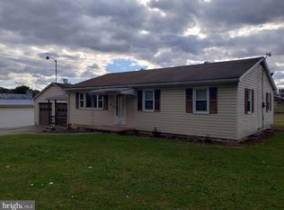 551 Smith Rd, Mc Alisterville, PA 17049