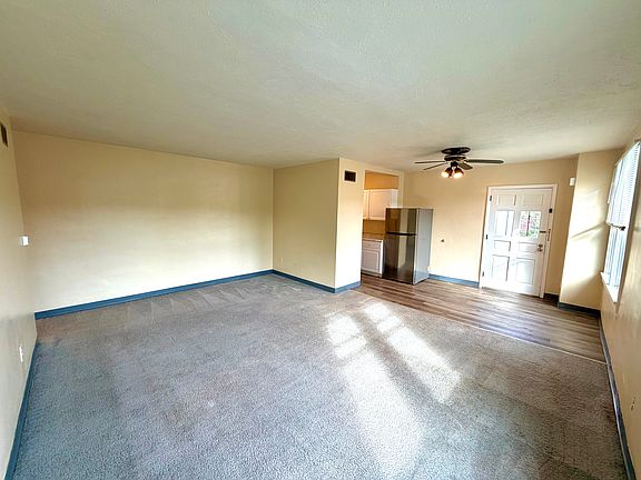 5th image of 207 Newport Rd #2