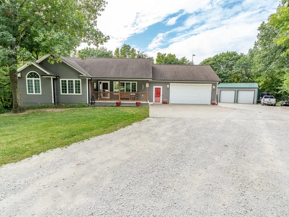 30421 Pueblo Ct, Adel, IA 50003
