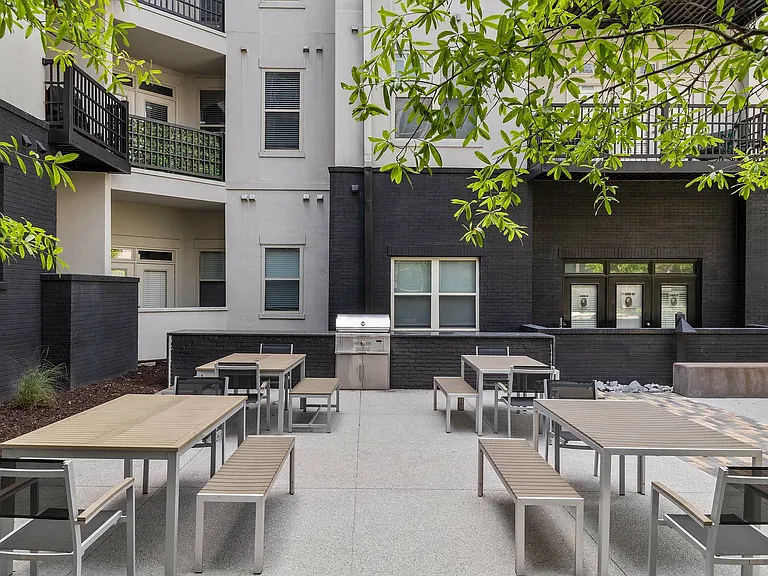 Farrington Midtown — Photo 25