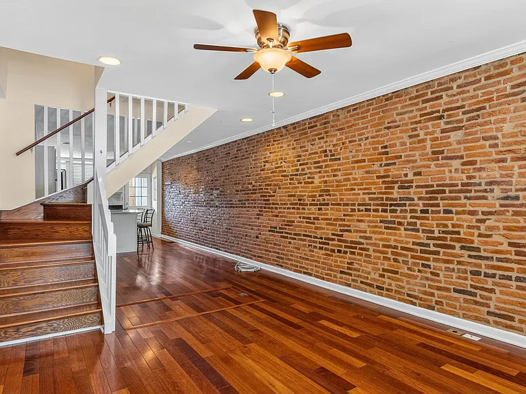 803 E Fort Ave — Photo 5